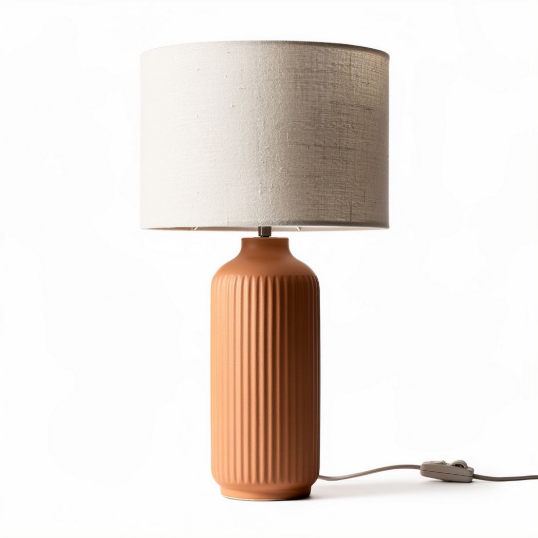 Luz de mesa em cerâmica terracota com cúpula de linho tamanho 30 x 30 x 50cm